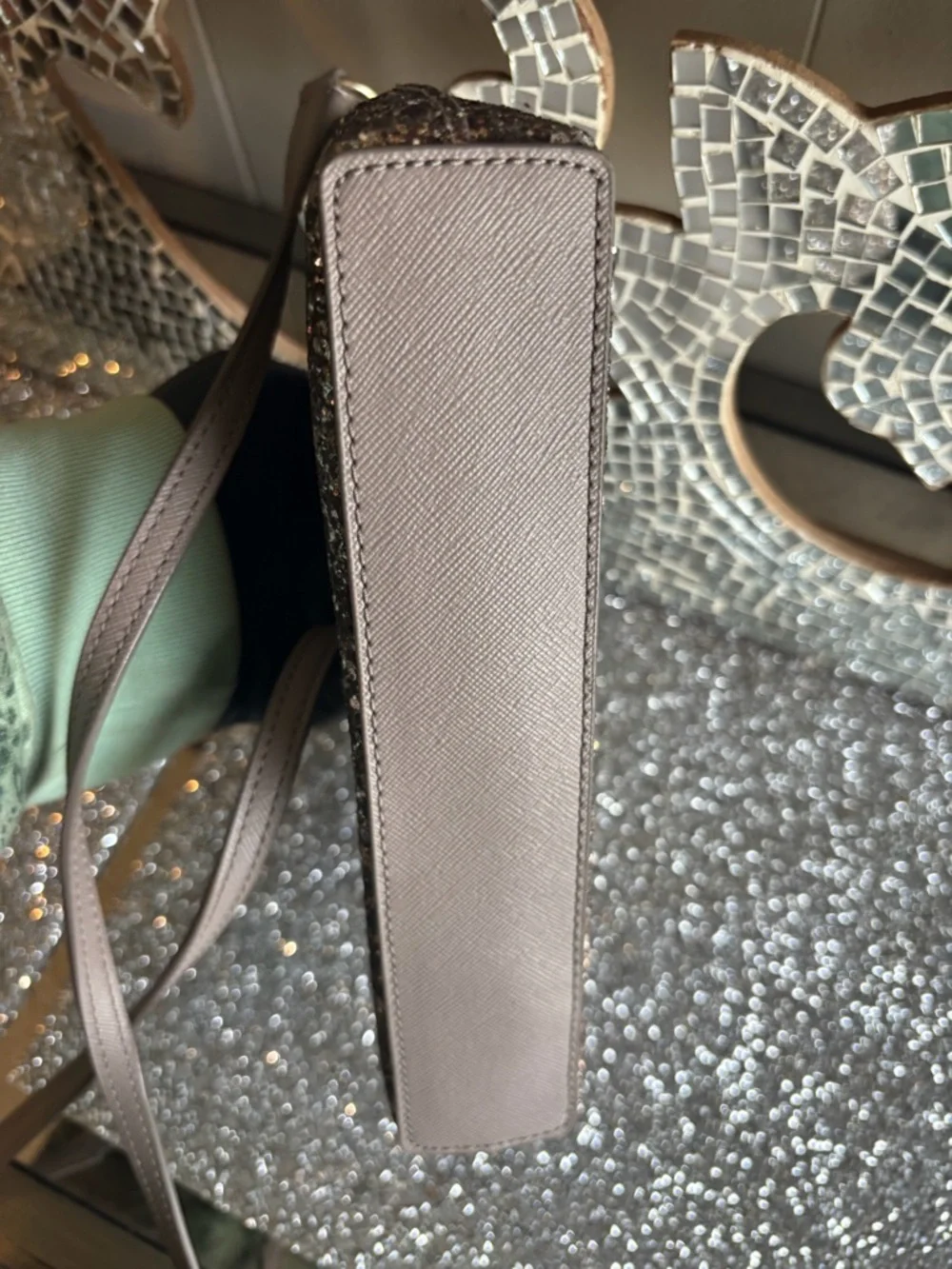 ⭐️Kate Spade‎ Glitter Crossbody Bag ⭐️